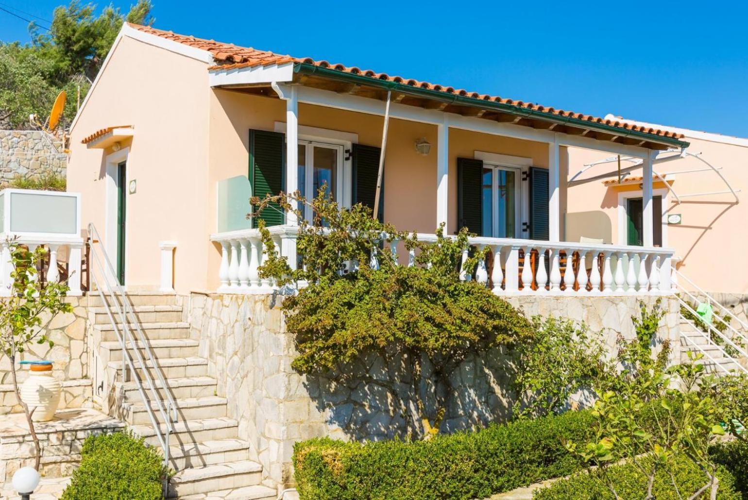 Dolphin Villa 1 Porto Ozias Экстерьер фото